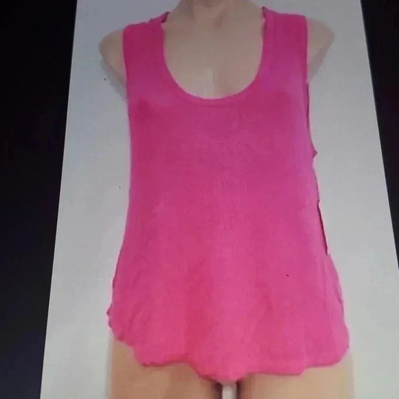FREE PEOPLE FUSCIA TANK TOP - Picture 3 of 4